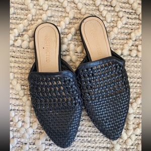 Restricted Mules‎ size 5.5